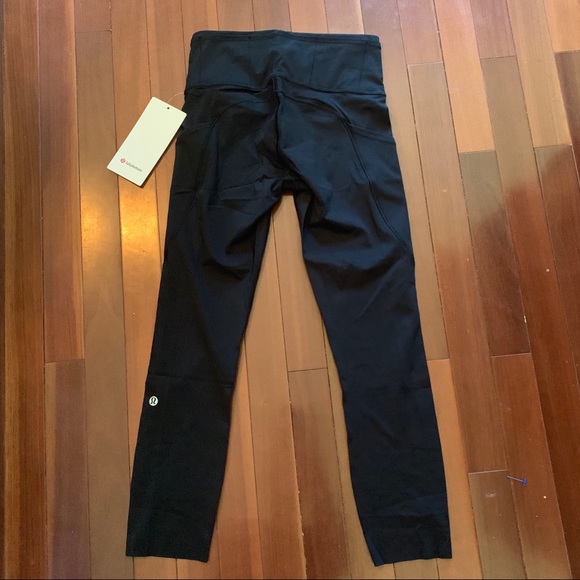 NWT Lululemon Fast and Free High-Rise Crop 23" - Picture 5 of 6